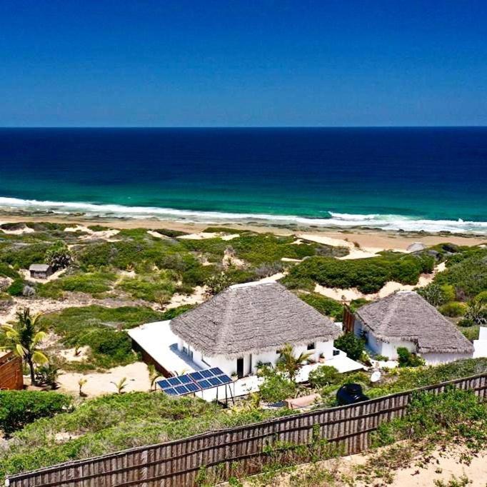 Mar-Me-Quer, Eco Beach Retreat Іньямбане Екстер'єр фото