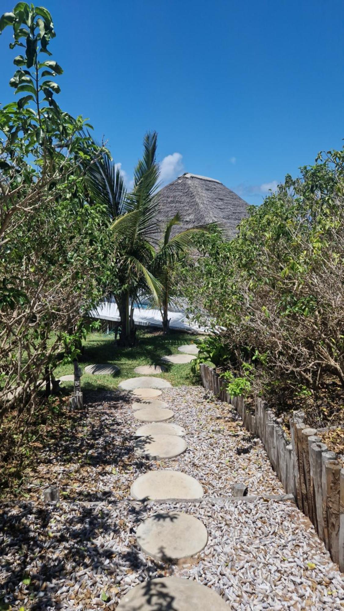 Mar-Me-Quer, Eco Beach Retreat Іньямбане Екстер'єр фото